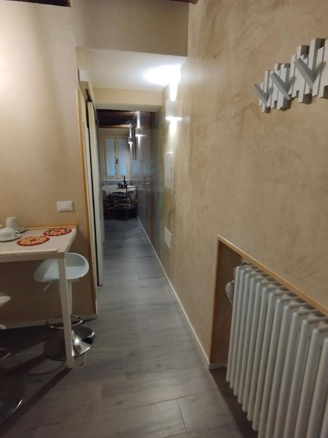 Ca Lirica Apartment เวนิส ภายนอก รูปภาพ