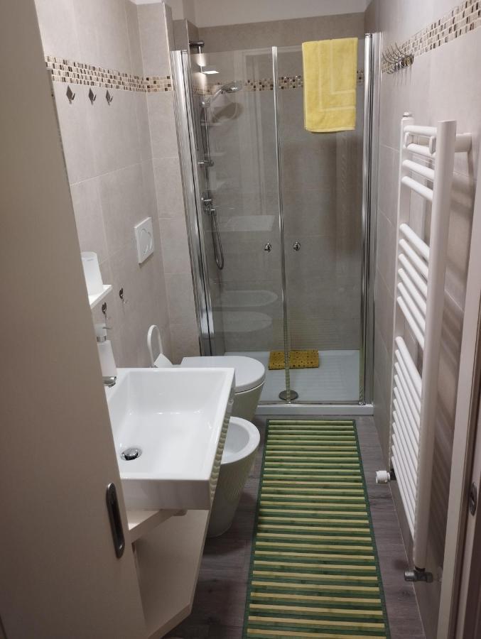 Ca Lirica Apartment เวนิส ภายนอก รูปภาพ