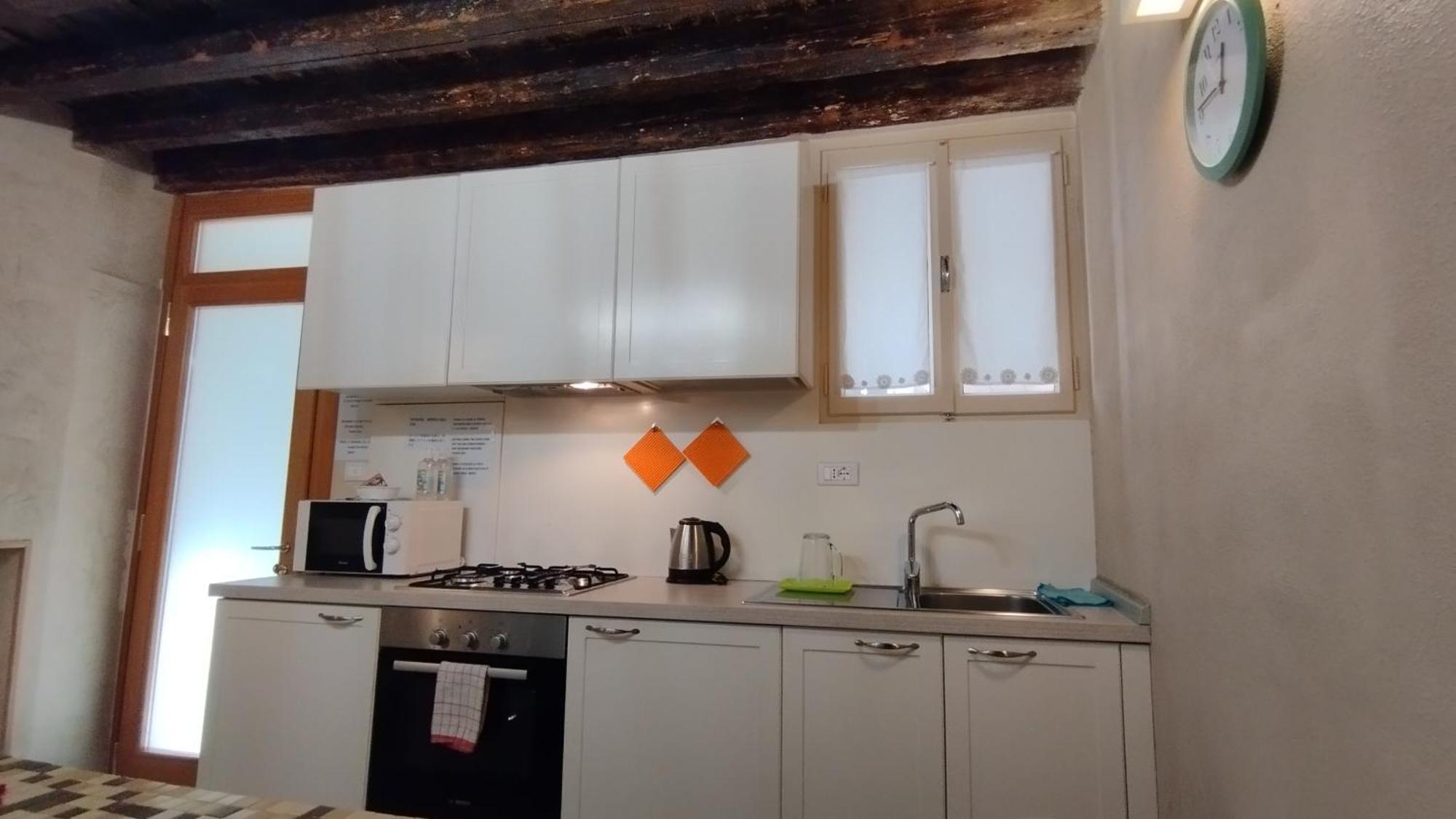 Ca Lirica Apartment เวนิส ภายนอก รูปภาพ