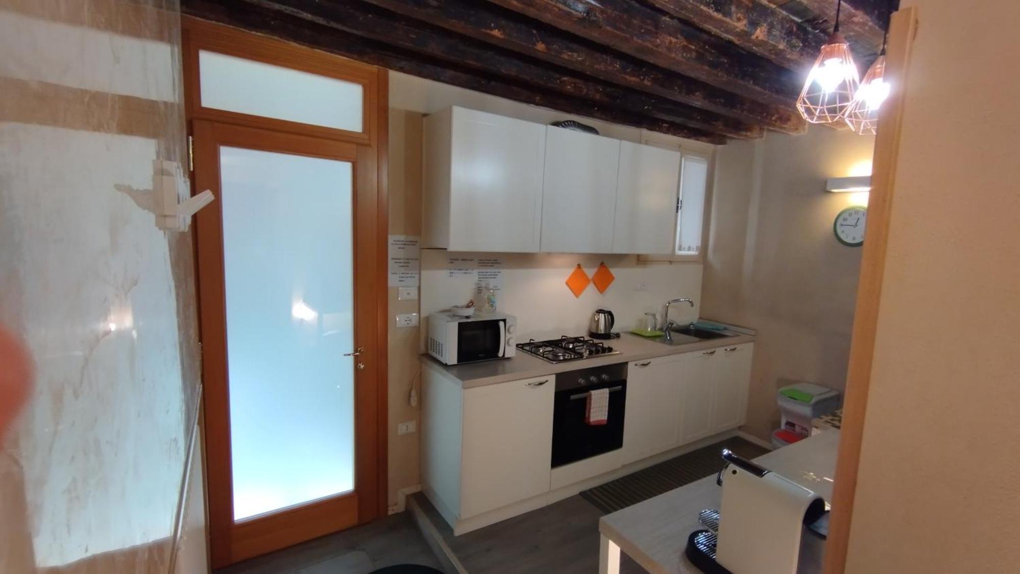 Ca Lirica Apartment เวนิส ภายนอก รูปภาพ